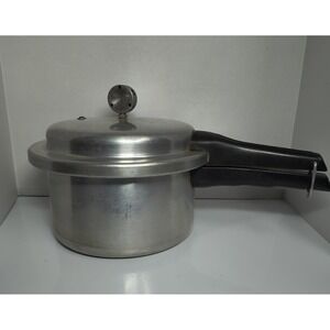 Vintage Mirro-Matic 4Qt Aluminum Stovetop Pressure Cooker USA W Weights, Insert‎
